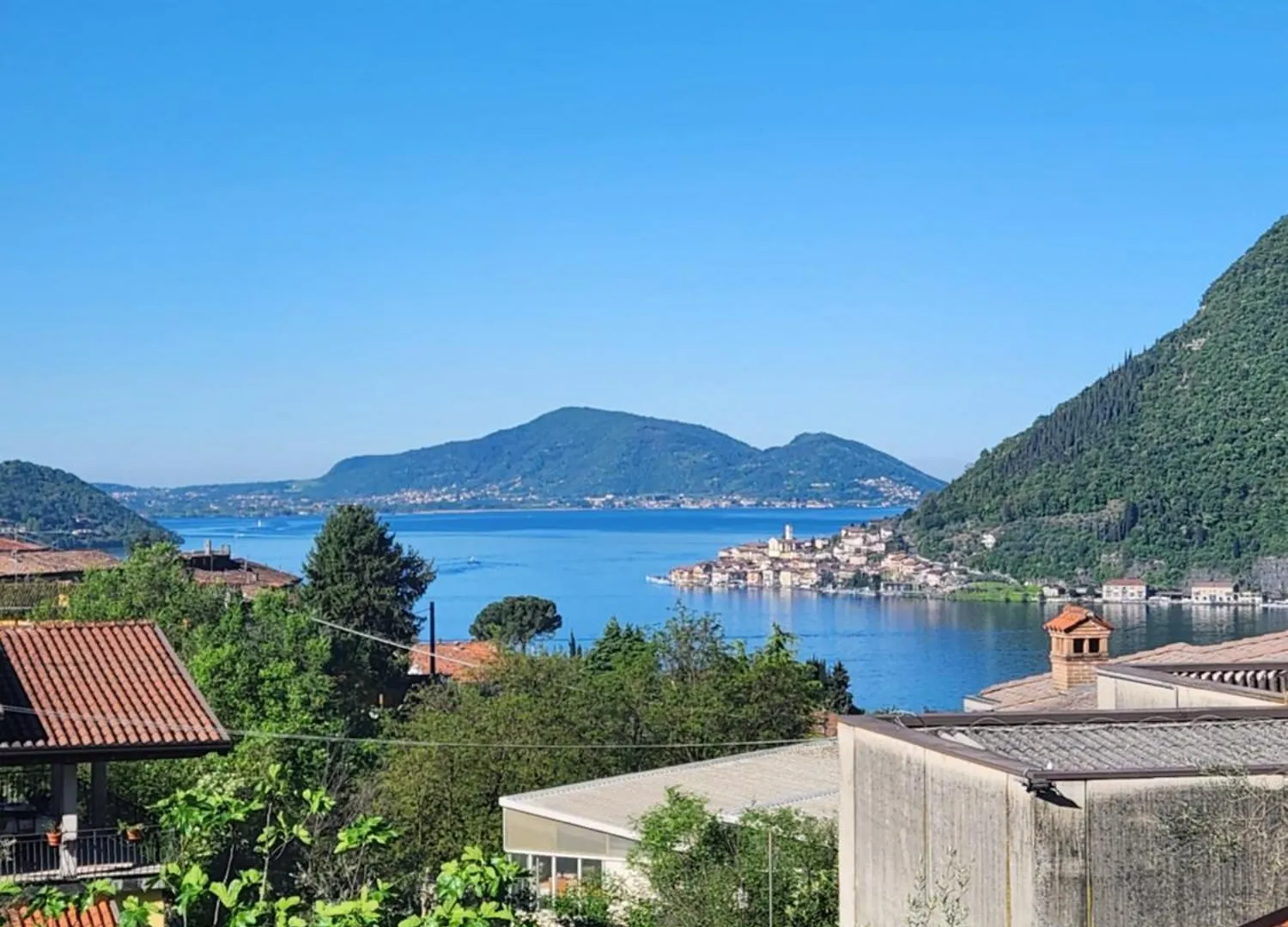 Kidonia - Iseo Lake Apartmens サーレ・マラジーノ