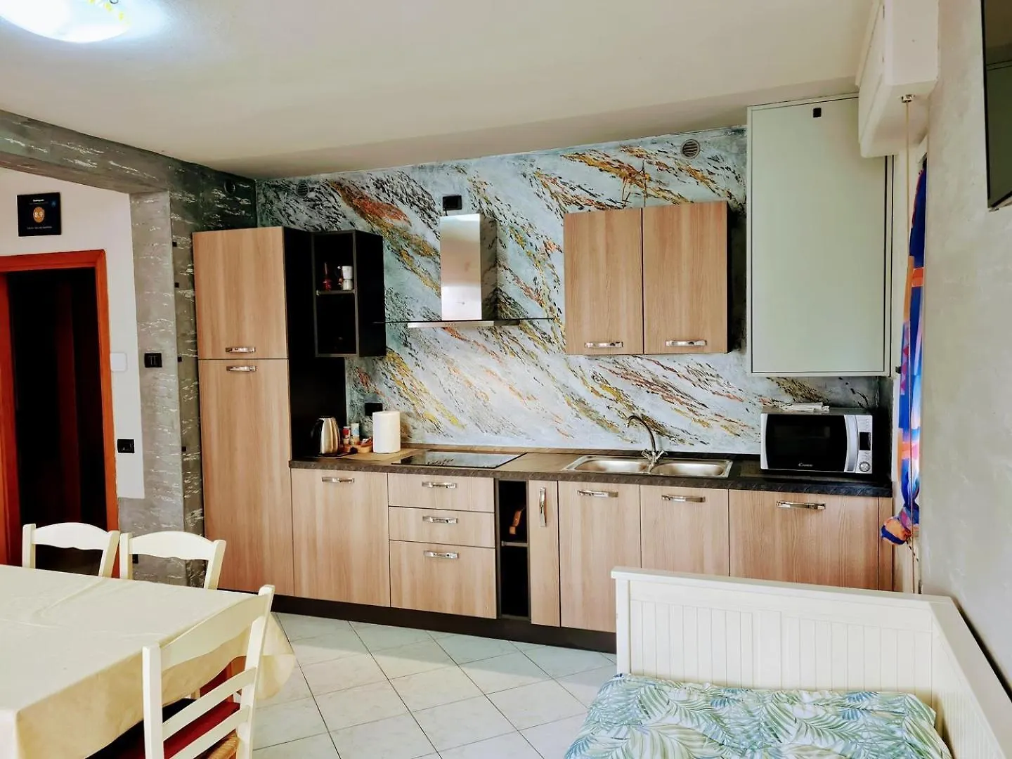Kidonia - Iseo Lake Apartmens Sale Marasino 0*,  Italie